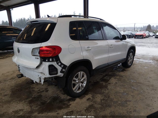 WVGAV7AX9HK035562 Volkswagen Tiguan 2.0t/2.0t S