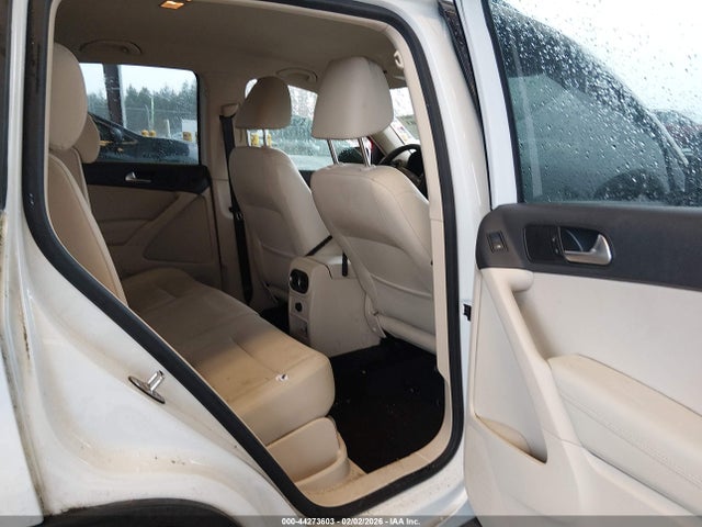WVGAV7AX9HK035562 Volkswagen Tiguan 2.0t/2.0t S