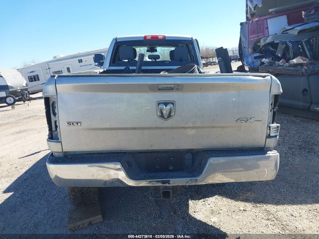 44273618 :رقم المزاد ، 3C63R3HL8GG257777 vin ، 2016 Ram 3500 Slt مزاد بيع
