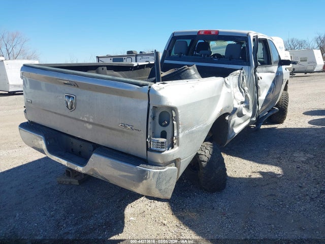 44273618 :رقم المزاد ، 3C63R3HL8GG257777 vin ، 2016 Ram 3500 Slt مزاد بيع