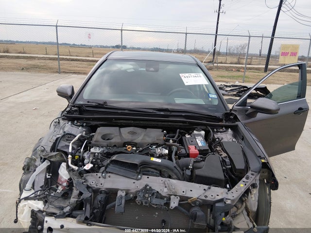 4T1C11AKXMU407334 Toyota CAMRY LE
