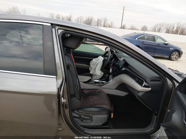 4T1C11AKXMU407334 Toyota CAMRY LE