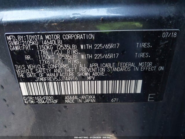 JTMBFREV5JJ744916 Toyota RAV4 LE