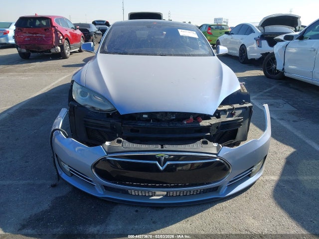 Auction sale of the 2015 Tesla Model S 85d/p85d, vin: 5YJSA1H43FF090595, lot number: 44273670