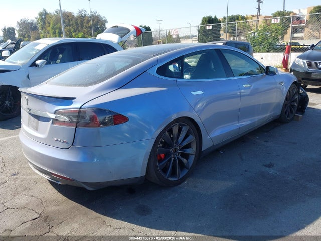 Auction sale of the 2015 Tesla Model S 85d/p85d, vin: 5YJSA1H43FF090595, lot number: 44273670