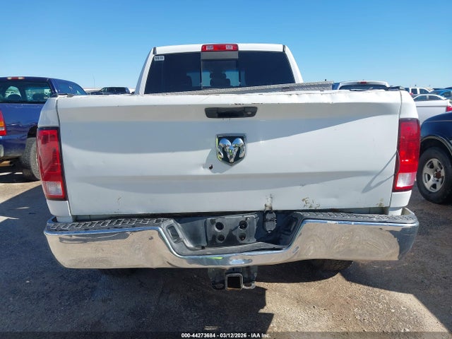 44273684 :رقم المزاد ، 3C6TR4DT0GG146328 vin ، 2016 Ram 2500 Slt مزاد بيع