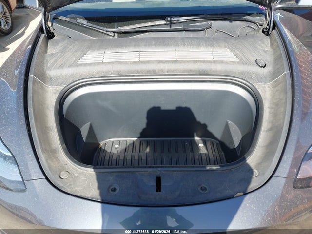 2021 TESLA MODEL Y 5YJYGDEE5MF241683 Photo 9