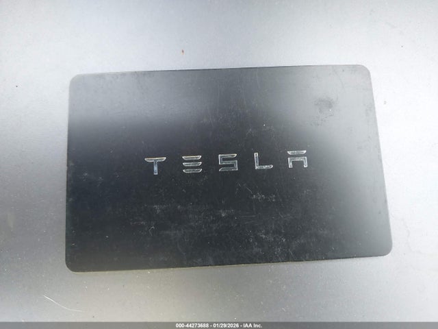 2021 TESLA MODEL Y 5YJYGDEE5MF241683 Photo 10