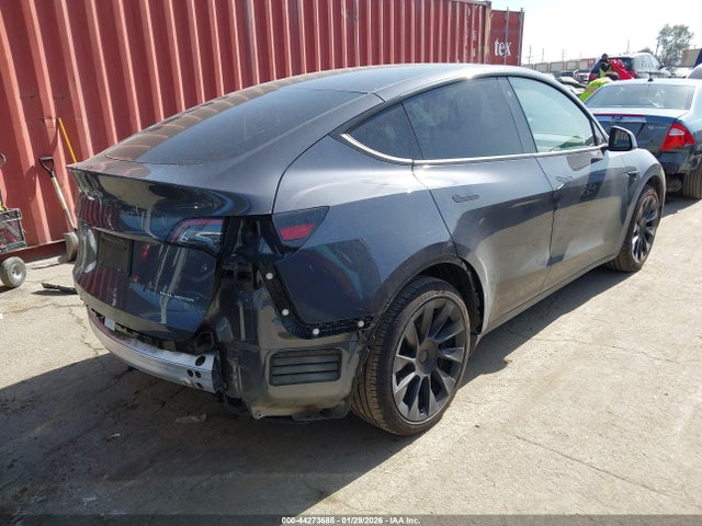 2021 TESLA MODEL Y 5YJYGDEE5MF241683 Photo 3