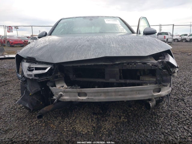 2017 AUDI A4 WAUENAF44HN036082 Photo 5