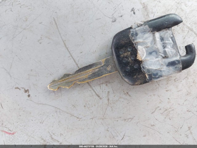 2005 MERCURY GRAND MARQUIS 2MEFM74W85X618499 Photo 10