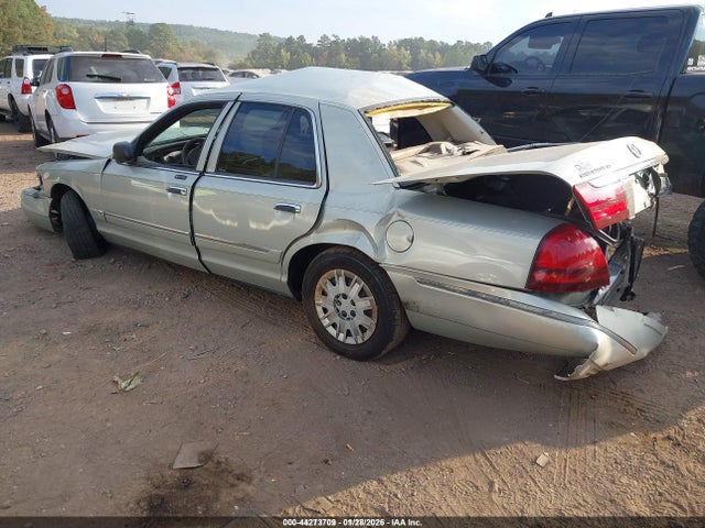 2005 MERCURY GRAND MARQUIS 2MEFM74W85X618499 Photo 2
