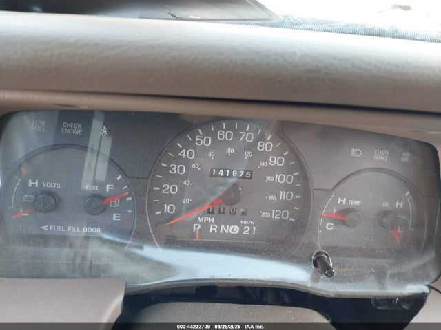 2005 MERCURY GRAND MARQUIS 2MEFM74W85X618499 Photo 6