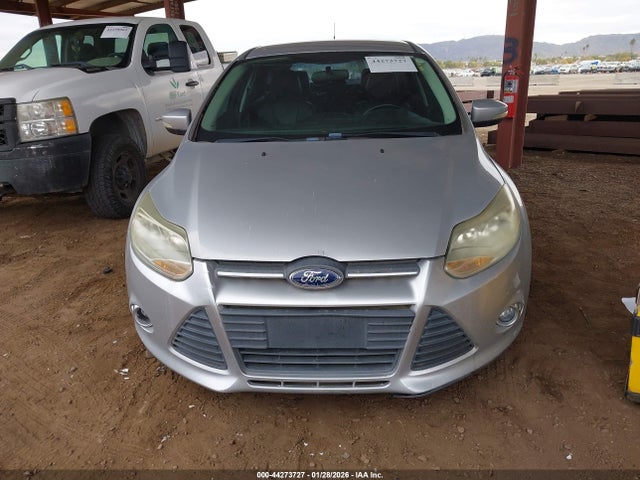 1FADP3K27EL239392 Ford FOCUS SE