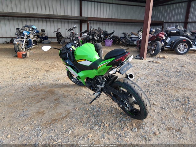2025 KAWASAKI EX500 ML5EXGH11SDA63964 Photo 2