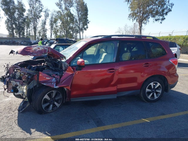 Subaru Forester 2.5i Premium 2017 JF2SJAEC0HH560047 Image 14