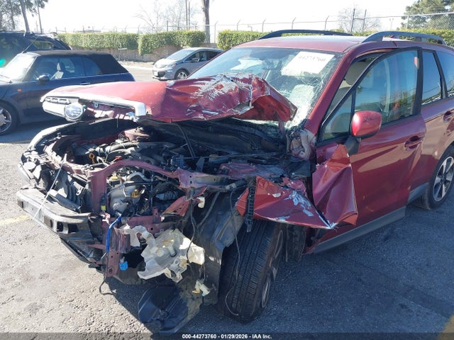 Subaru Forester 2.5i Premium 2017 JF2SJAEC0HH560047 Image 6