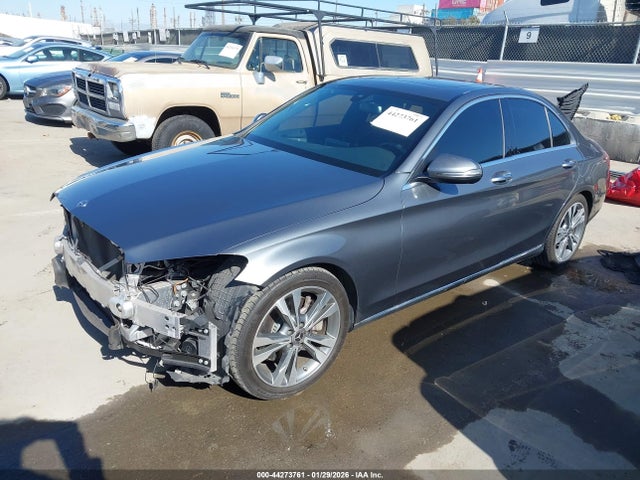 55SWF4JBXJU280298 Mercedes-Benz C 300