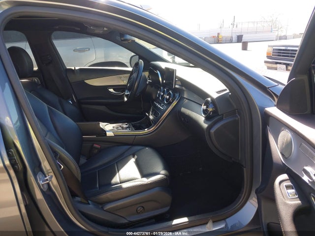 55SWF4JBXJU280298 Mercedes-Benz C 300