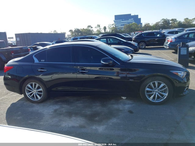 JN1EV7AP2HM739373 Infiniti Q50 3.0t Premium