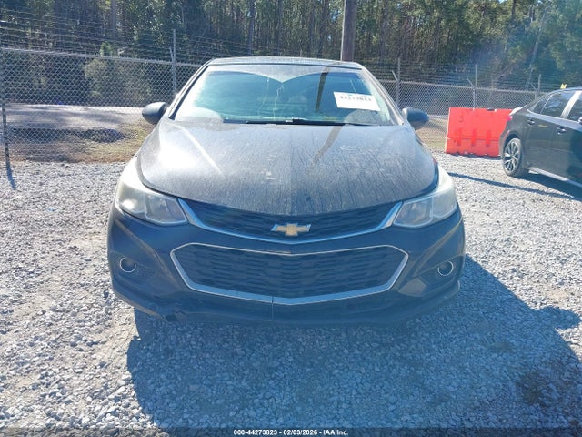 1G1BC5SM7J7118562 Chevrolet Cruze Ls Auto