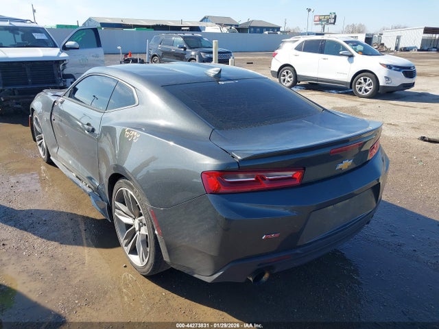 2018 CHEVROLET CAMARO 1G1FB1RS0J0189502 Photo 2