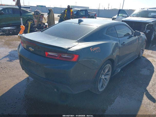 2018 CHEVROLET CAMARO 1G1FB1RS0J0189502 Photo 3
