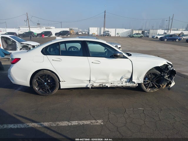 WBA5U7C03LA232313 BMW 3 Series M340i