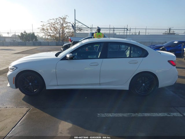 WBA5U7C03LA232313 BMW 3 Series M340i