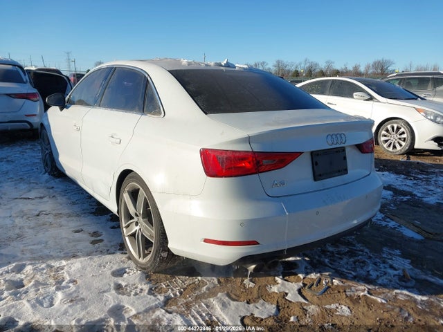 2016 AUDI A3 WAUC7GFF9G1069624 Photo 2