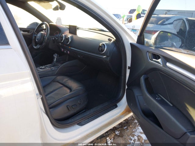 2016 AUDI A3 WAUC7GFF9G1069624 Photo 4