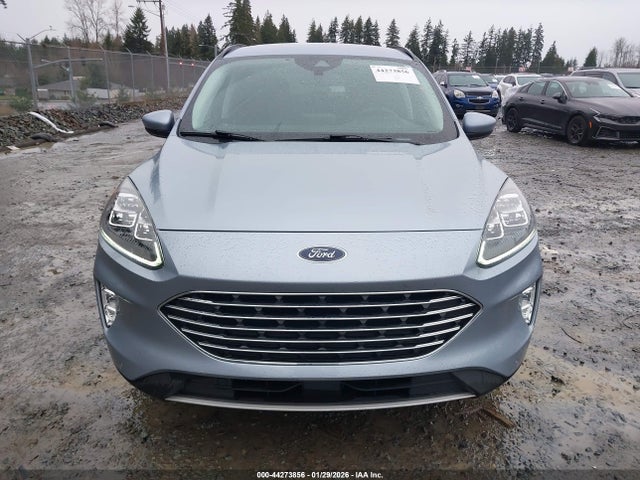 1FMCU9DZ4NUA96936 Ford Escape Titanium Hybrid
