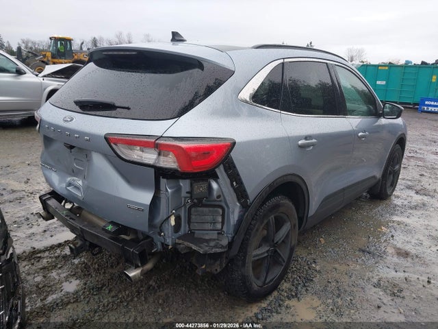 1FMCU9DZ4NUA96936 Ford Escape Titanium Hybrid