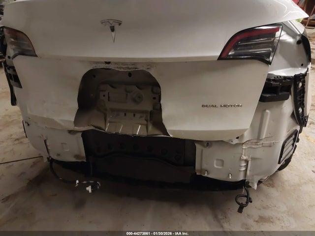 2021 TESLA MODEL Y 5YJYGDEE9MF118694 Photo 5
