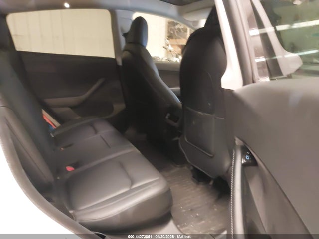 2021 TESLA MODEL Y 5YJYGDEE9MF118694 Photo 7