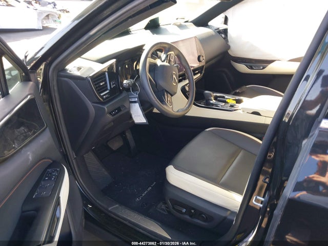2T2AGCEZ2NC002737 Lexus NX 350