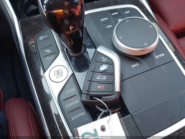 3MW5R1J06N8C23041 BMW 330I