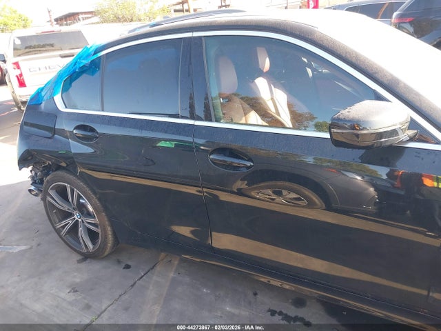 3MW5R1J06N8C23041 BMW 330I