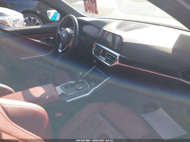 3MW5R1J06N8C23041 BMW 330I