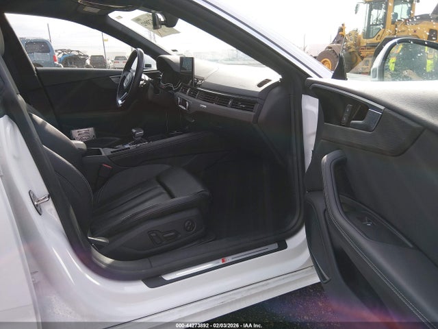 2024 AUDI A5 SPORTBACK WAUFACF58RA049866 Photo 4