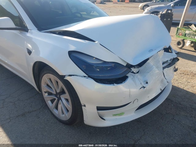 44273949 :رقم المزاد ، 5YJ3E1EA1PF512531 vin ، 2023 Tesla Model 3 Rear-wheel Drive مزاد بيع
