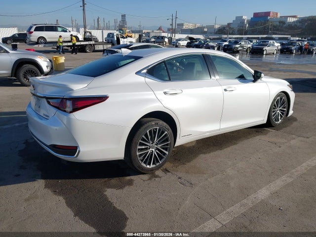2022 LEXUS ES 300H 58ADA1C19NU014976 Photo 3