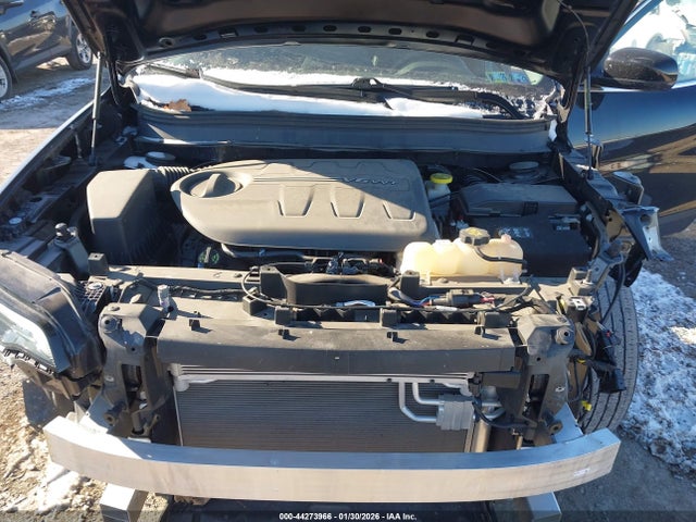1C4PJMMX3MD241432 Jeep Cherokee Latitude Lux 4x4