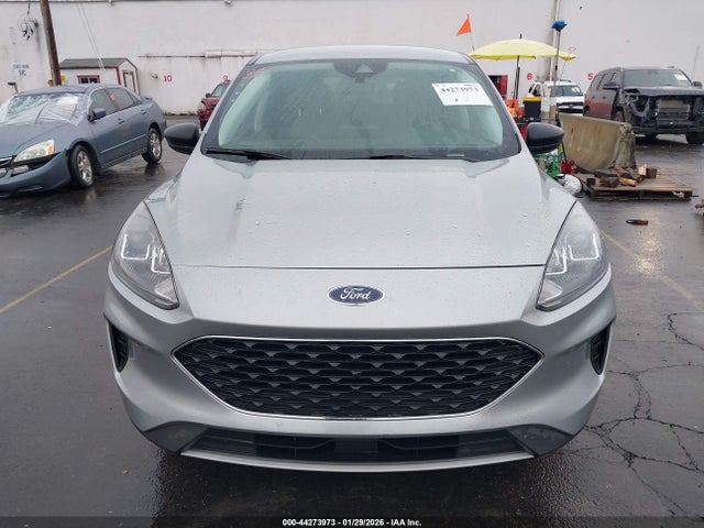 1FMCU0G66NUB62495 Ford ESCAPE SE