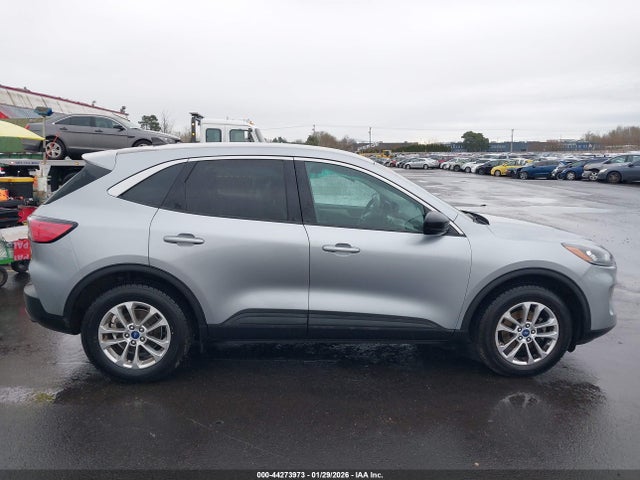 1FMCU0G66NUB62495 Ford ESCAPE SE