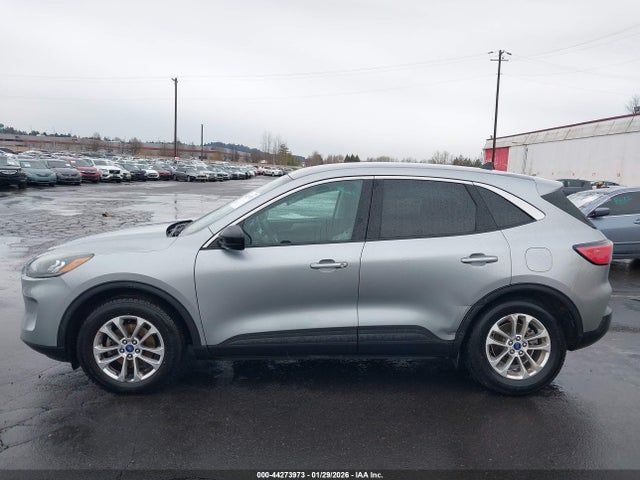 1FMCU0G66NUB62495 Ford ESCAPE SE