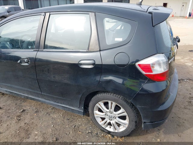 2009 HONDA FIT JHMGE88689S024246 Photo 5