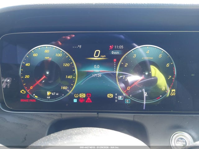 44274018 :رقم المزاد ، W1KZF8DB8PB185371 vin ، 2023 Mercedes-benz E 350 مزاد بيع