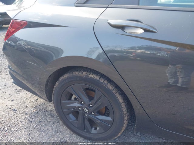 Hyundai ELANTRA SEL 2023 5NPLM4AG8PH114717 Image 17