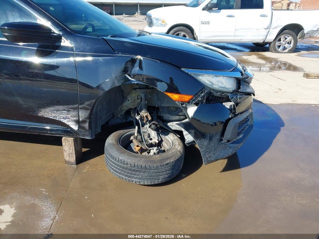 2018 Honda Civic Lx მანქანა იყიდება აუქციონზე, vin: 2HGFC2F50JH606008, აუქციონის ნომერი: 44274047